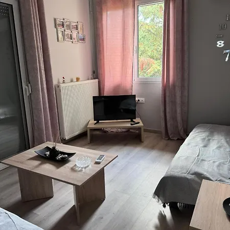 έαρ Apartment